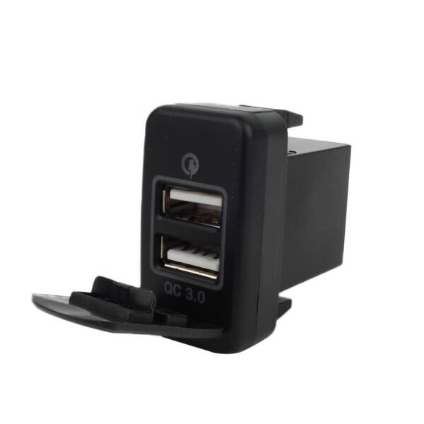 منفذ USB اثنان مخرج